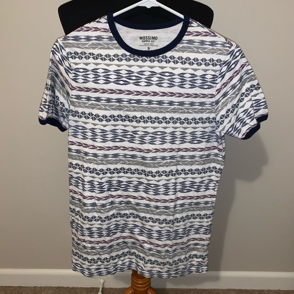 🔵🔹 Mens Patterned TShirt 🔹🔵